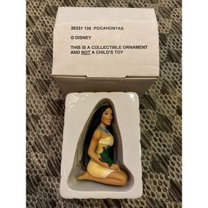 Grolier Disney Christmas Magic Pocahontas Ornament w/Box 26231 138 EUC